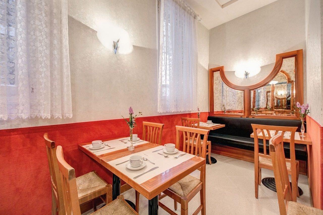 Hotel Atlantide 2*