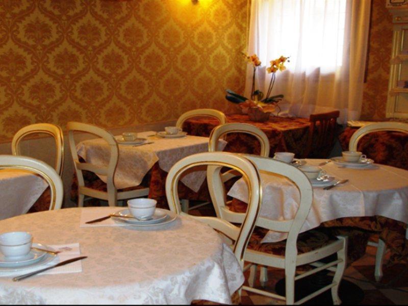 Guest house Casa Arte 3*