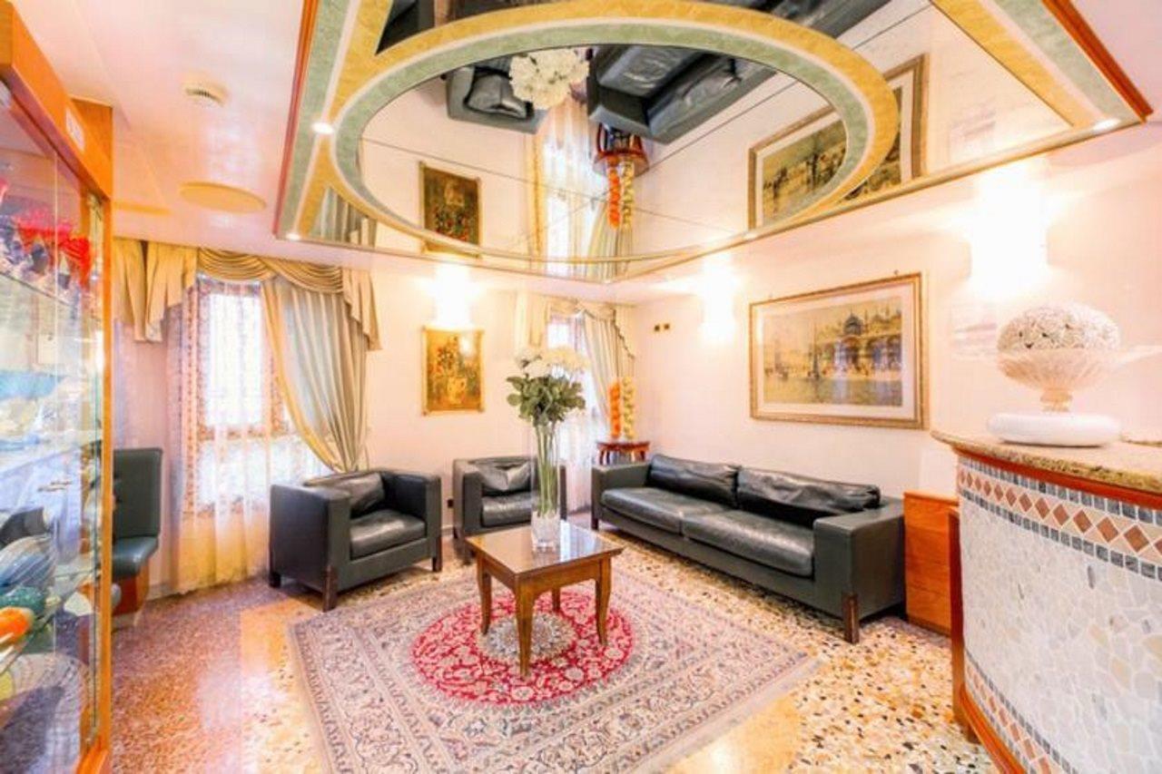 Hotel Antica Casa Carettoni