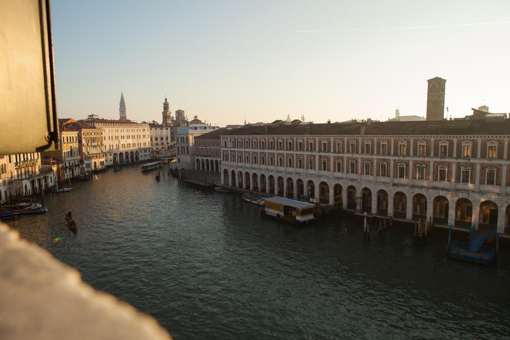 Hotel Ai Santi Apostoli 3*