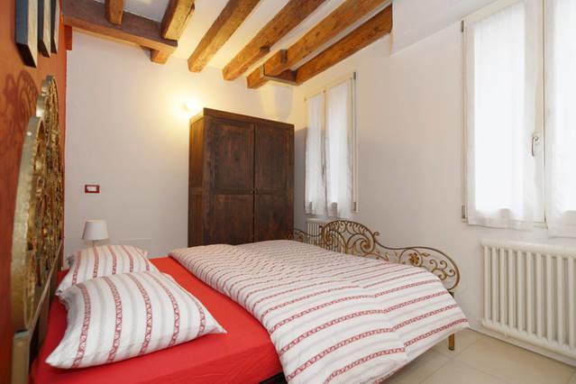 Salizada San Francesco Apartment *