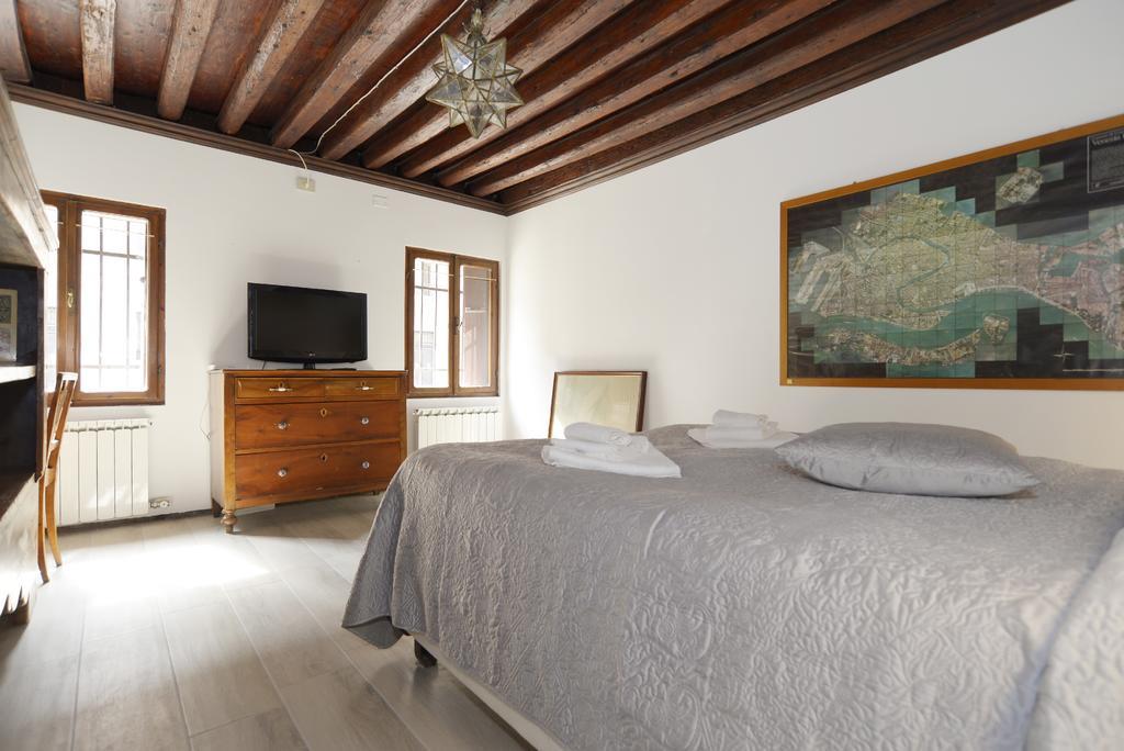 Ca Rizzi Apartment *