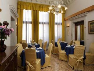 Palazzo Rosa Acomodação com café da manhã 