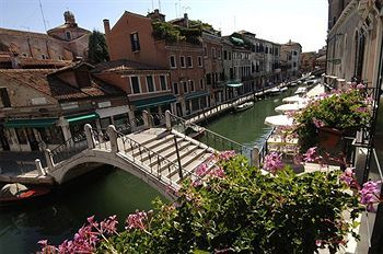 Hotel B And B Casanova Ai Tolentini 3*