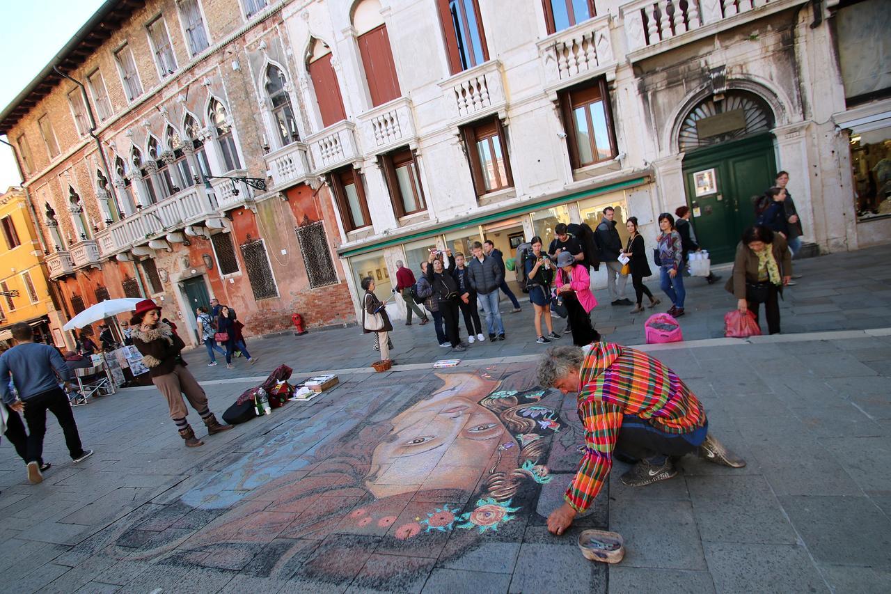 Sunny Ghetto Canalview Appartamento *