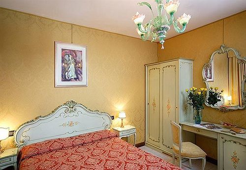 Mignon Hotel 3*