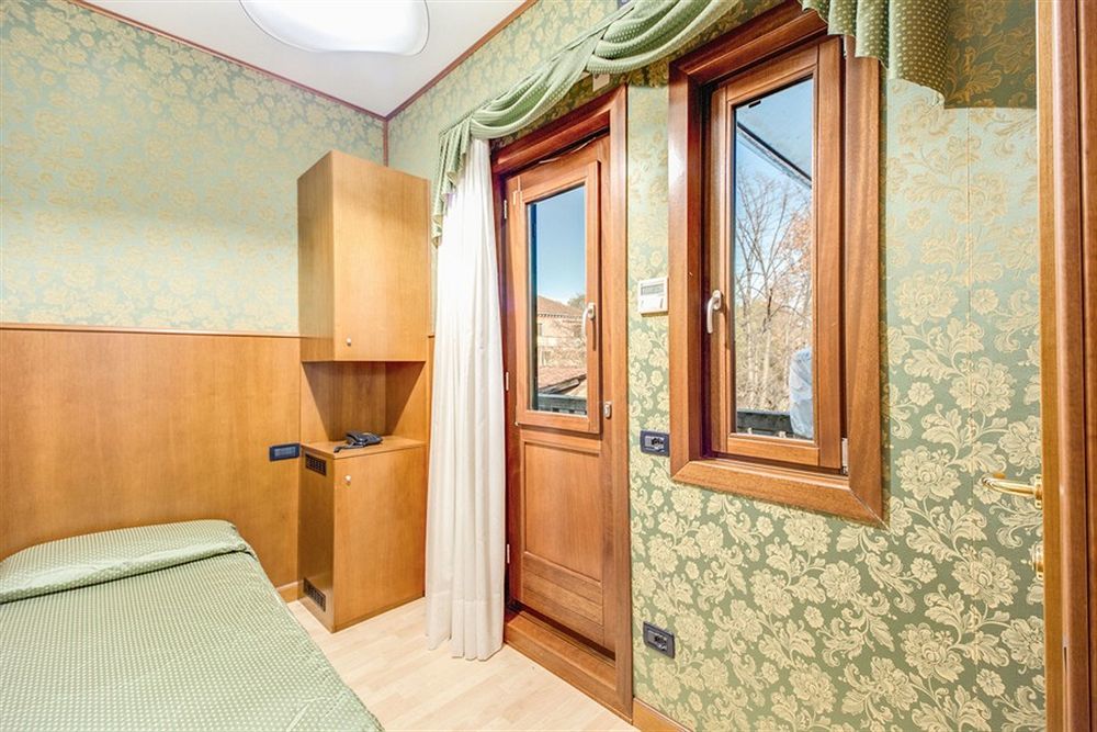 Atlantide Hotel