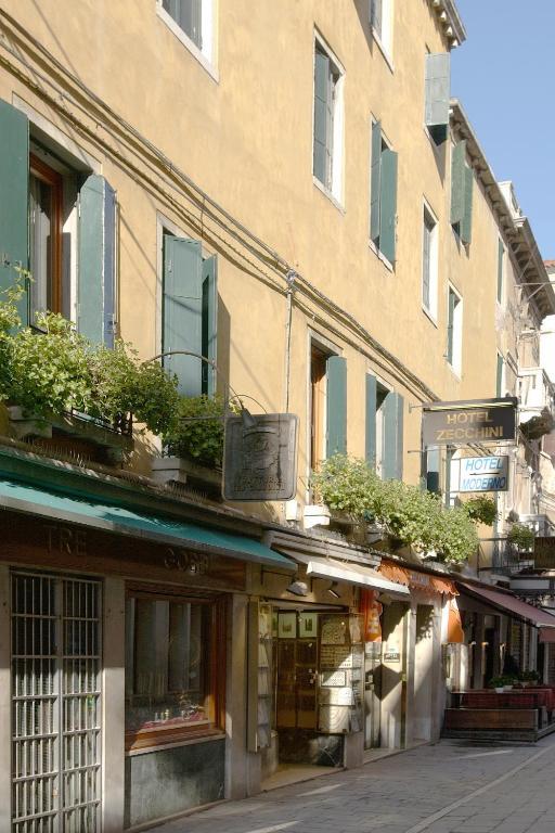 Antica Casa Carettoni