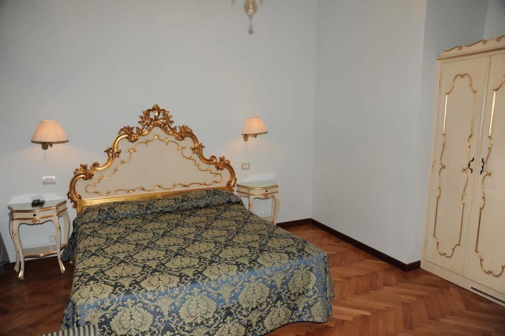 Bed & Breakfast Alloggi Santa Sofia 2*