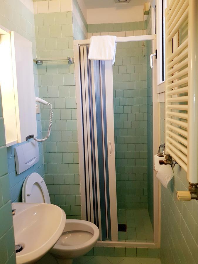 Ponte Degli Scalzi Bed & Breakfast Venice