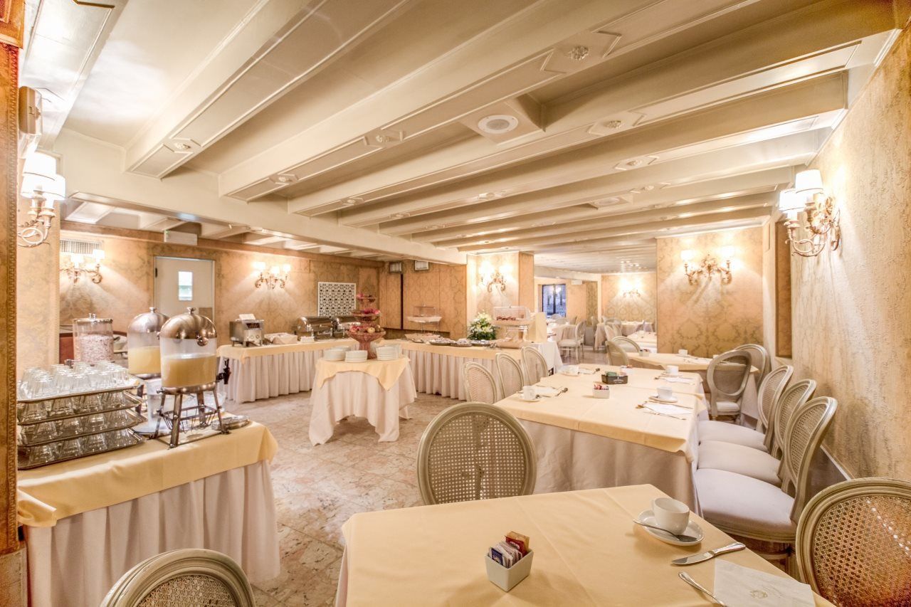 Hotel Bw Premier Collection Chc Continental 4*