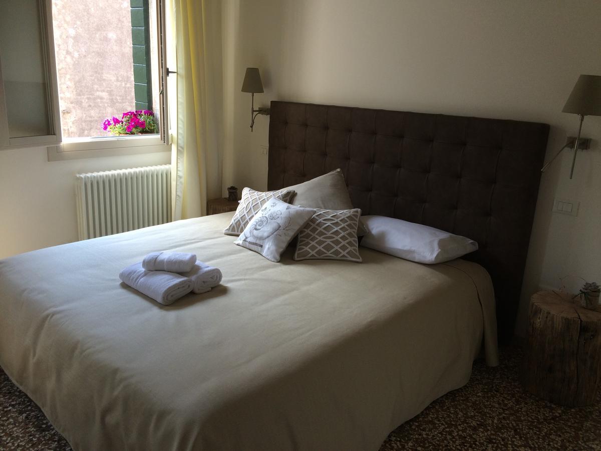 Al Pozzo Di Luce Bed & Breakfast 2*