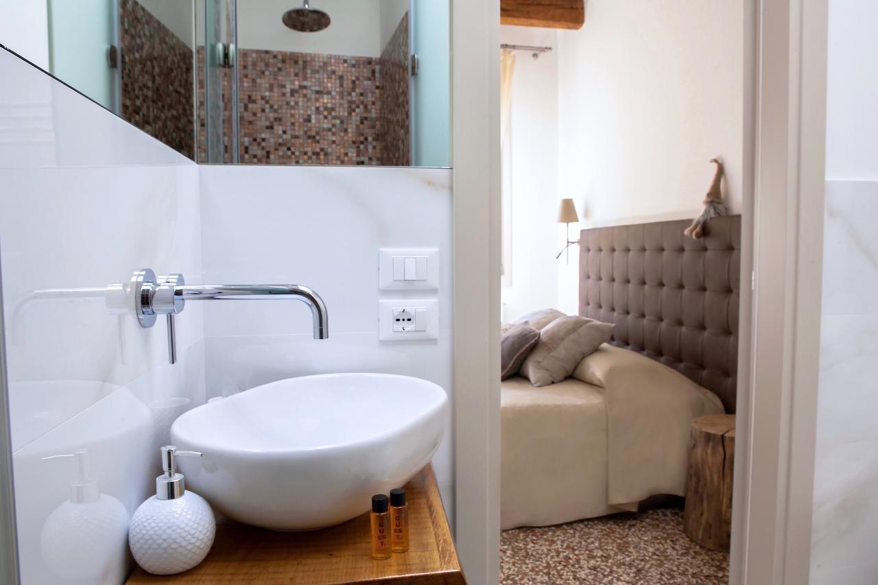 Al Pozzo Di Luce Bed & Breakfast 2*
