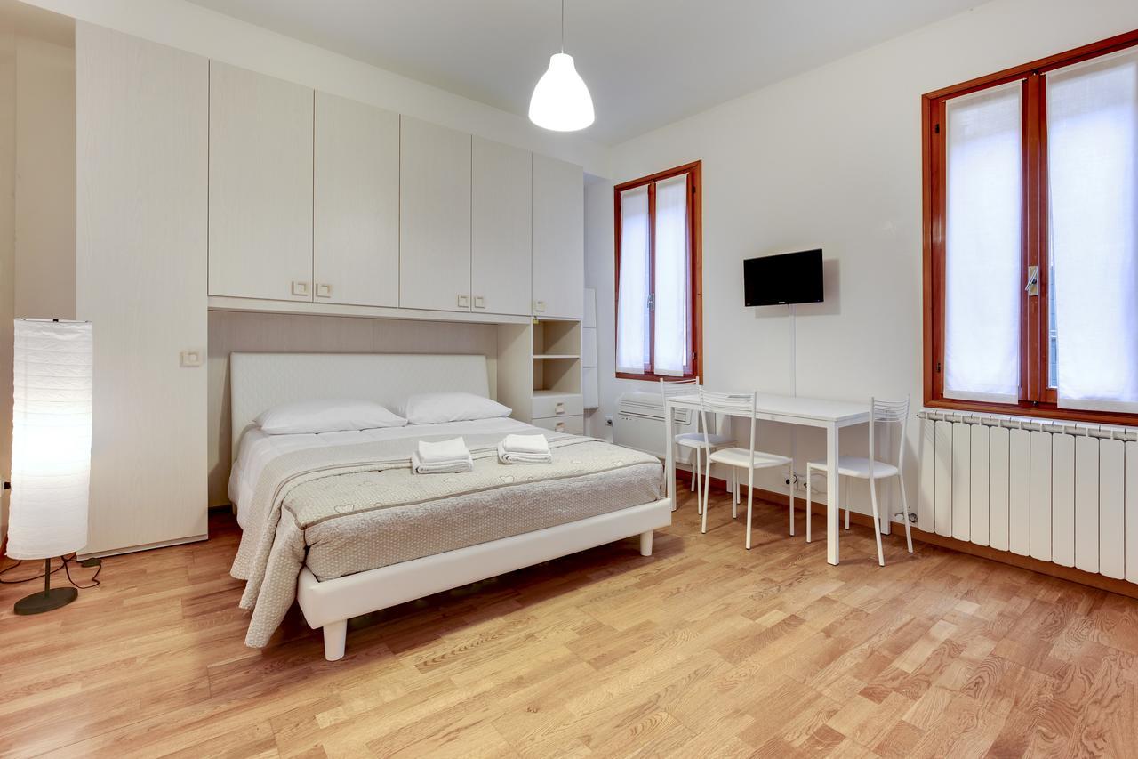 Sweet Apartment *