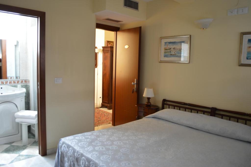 Hotel Salieri *