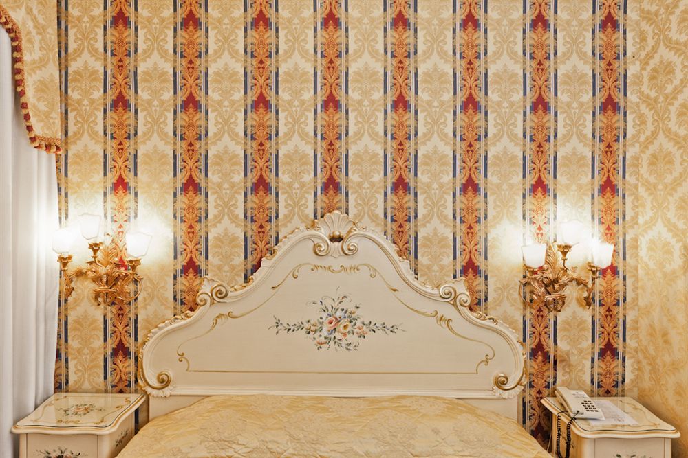 American-dinesen Veneza