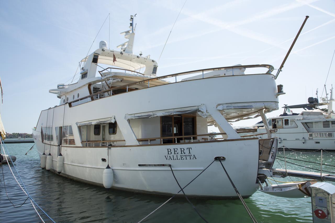 Yacht Bert Venezia