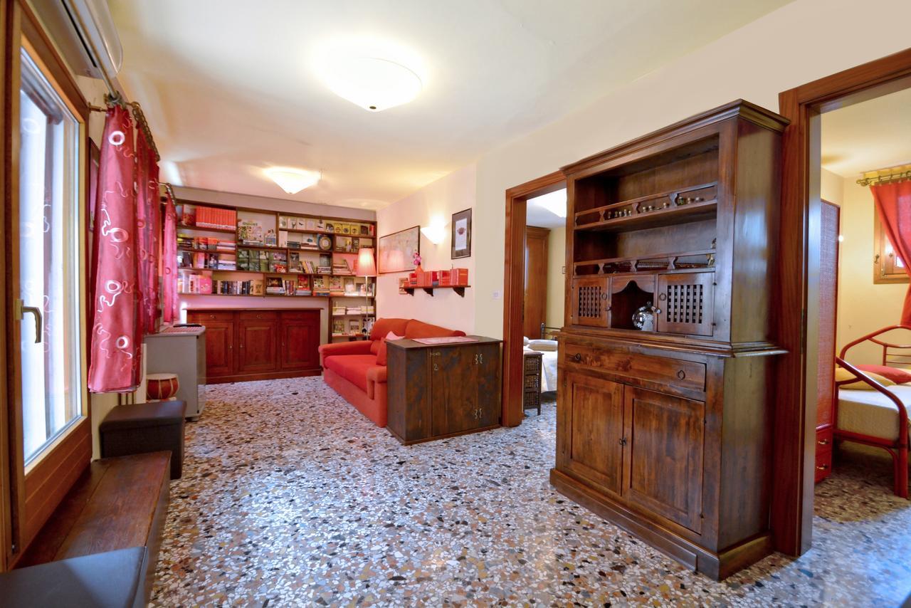 Ve.n.i.ce Cera Casa Della Zia