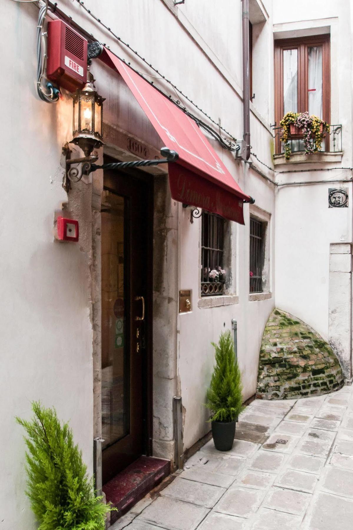 Bed & Breakfast Dimora Marciana 3*