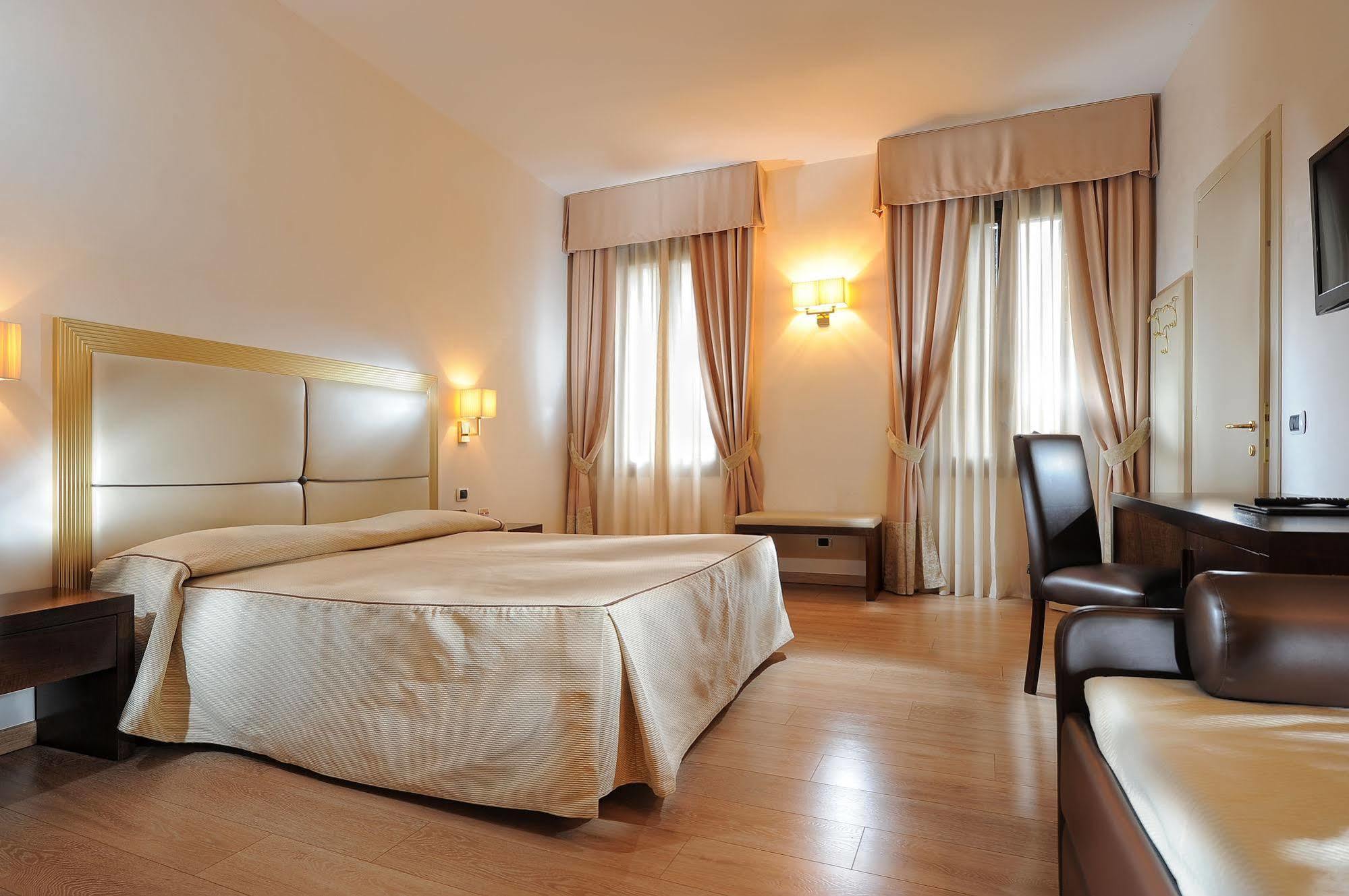 Ca' Vendramin Zago 4* Veneza