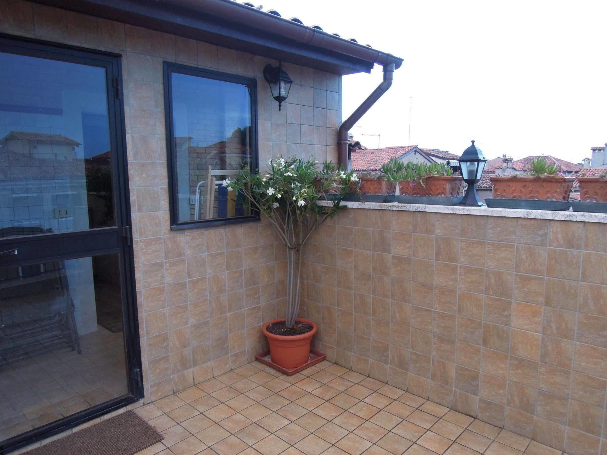 Ca' Delfina Apartment *
