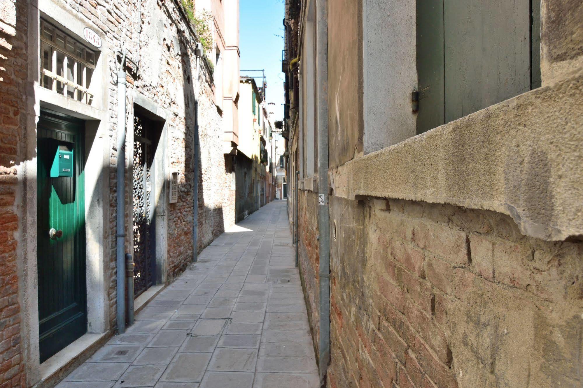 Apartment Calle Del Forno Apartment