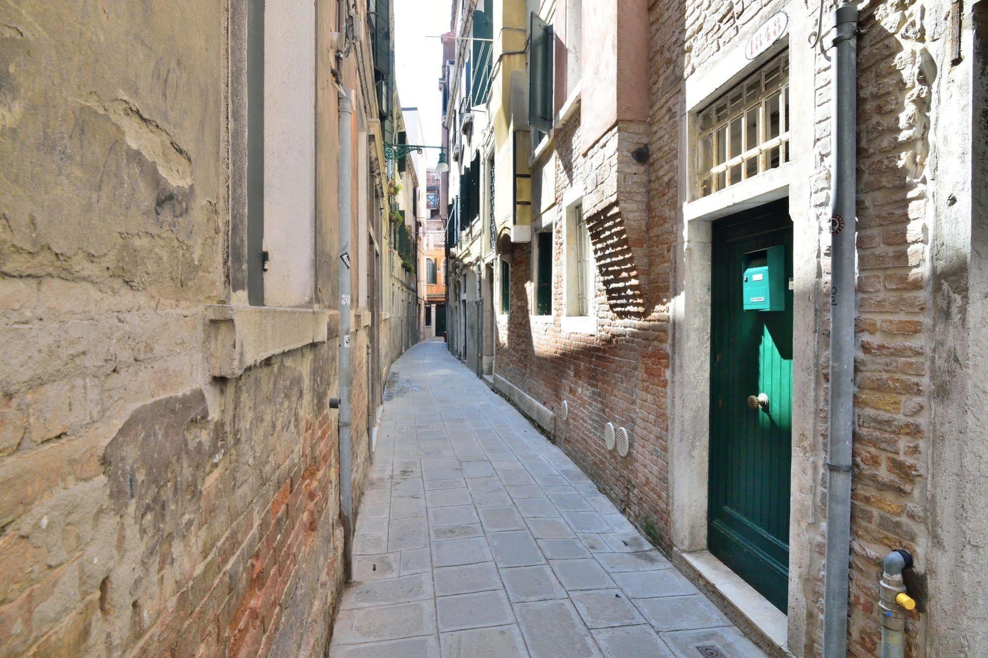 Apartment Calle Del Forno Apartment *
