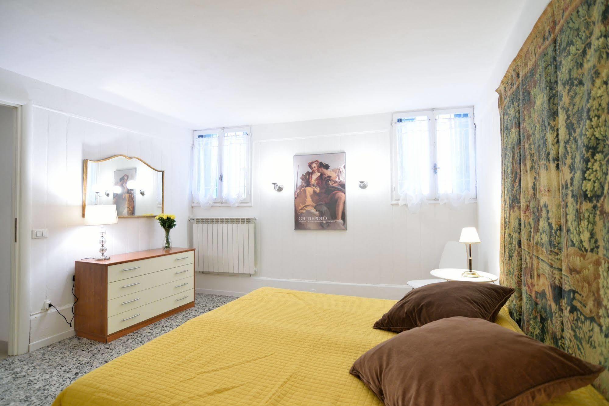 Apartment Calle Del Forno Venice
