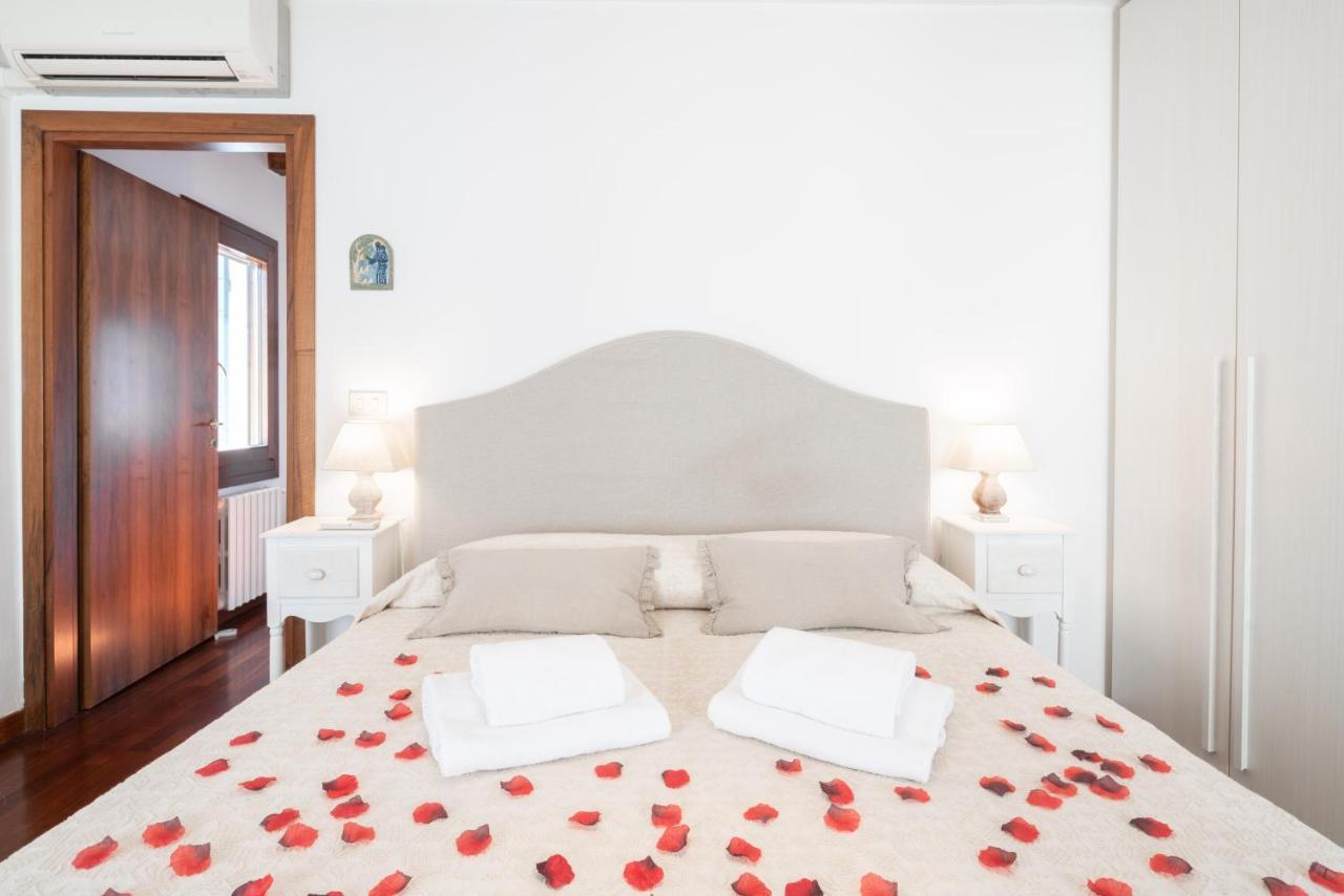 Maison Valentina *