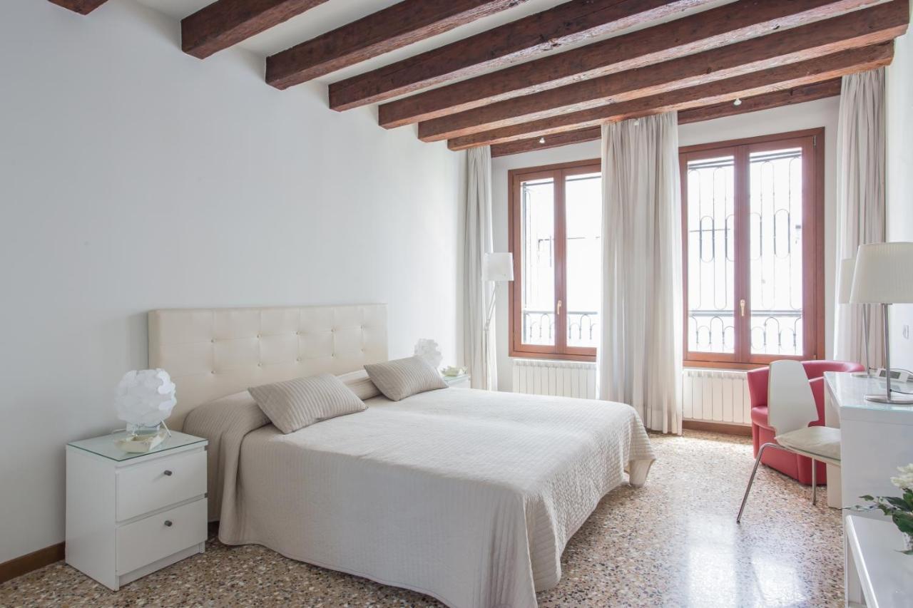 Ca Della Regina * Venice