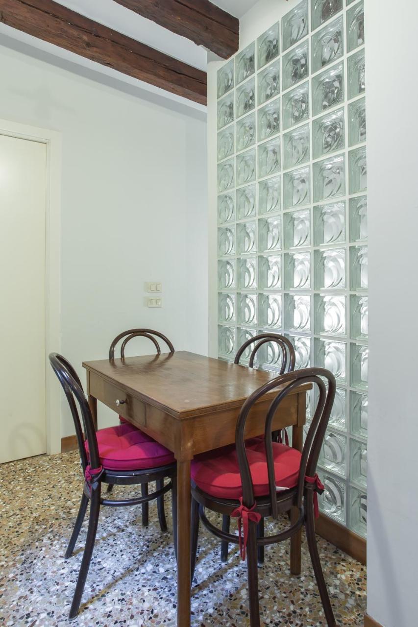 Ca Della Regina Apartment