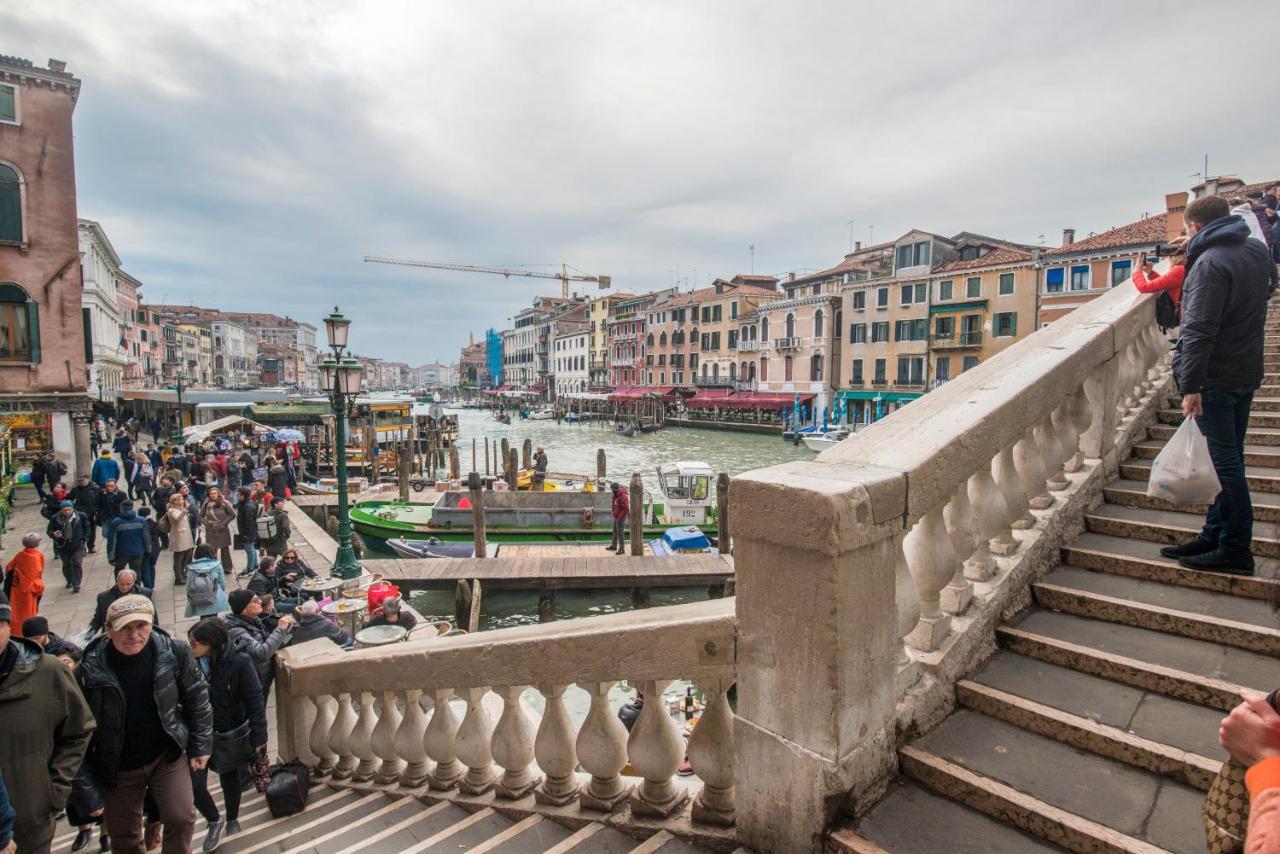 Magic Rialto Guest house