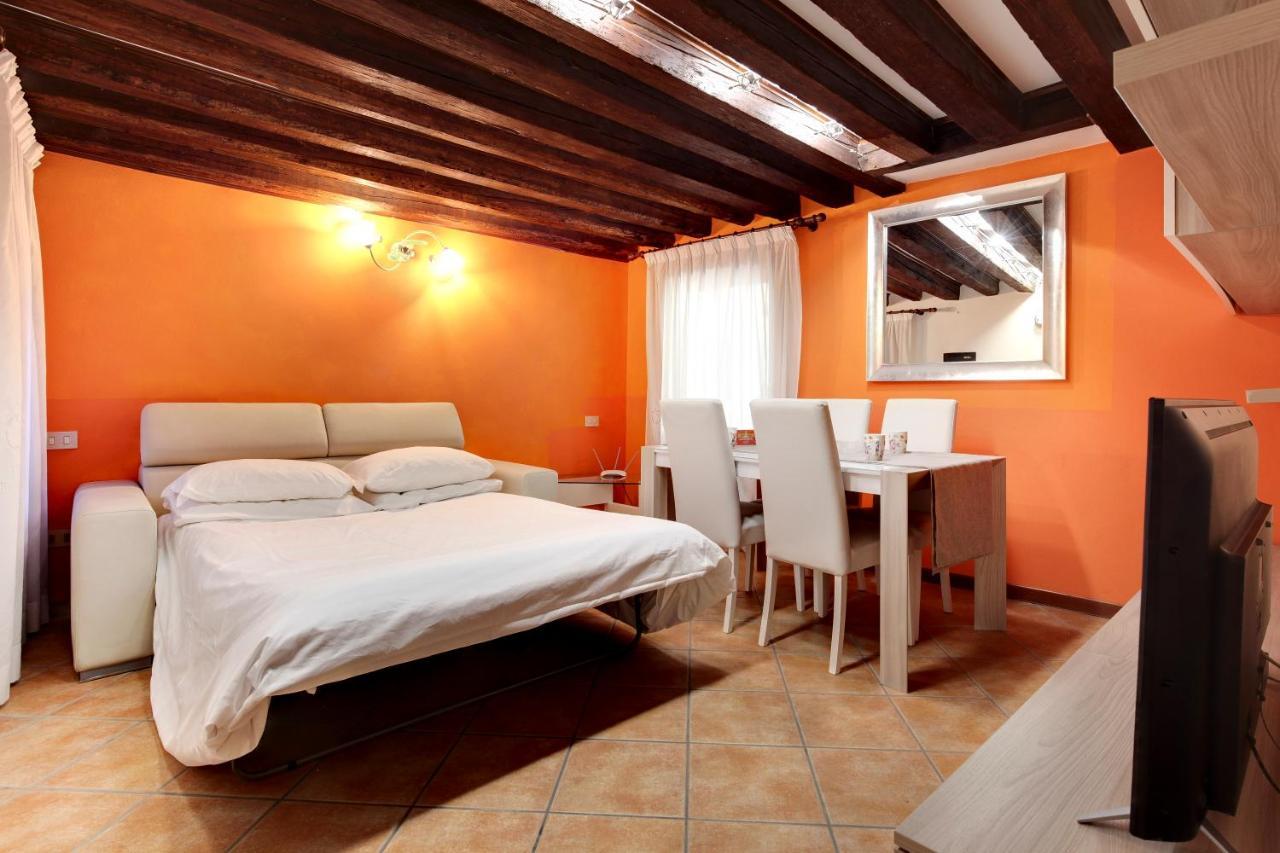 Apartment Ca'pedrocchi By Bricola
