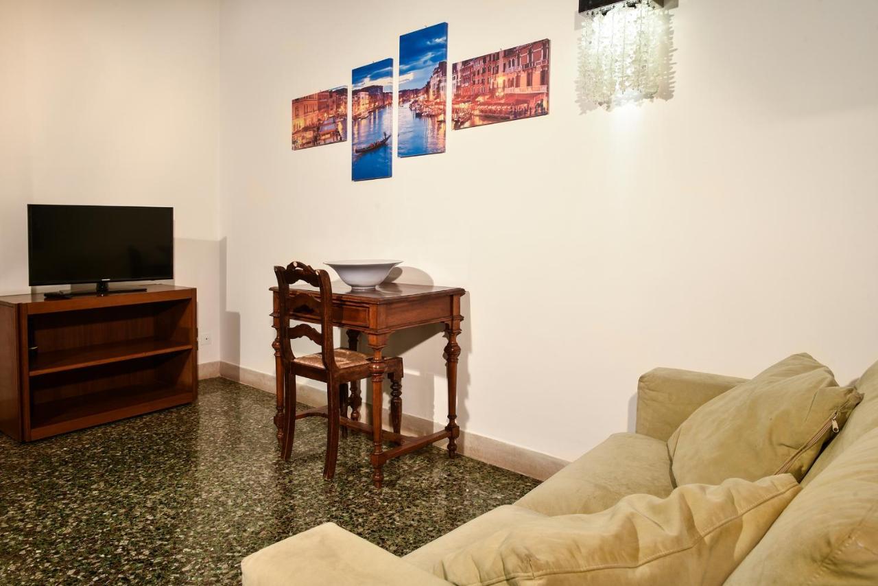 Santa Maria Formosa Apartment *