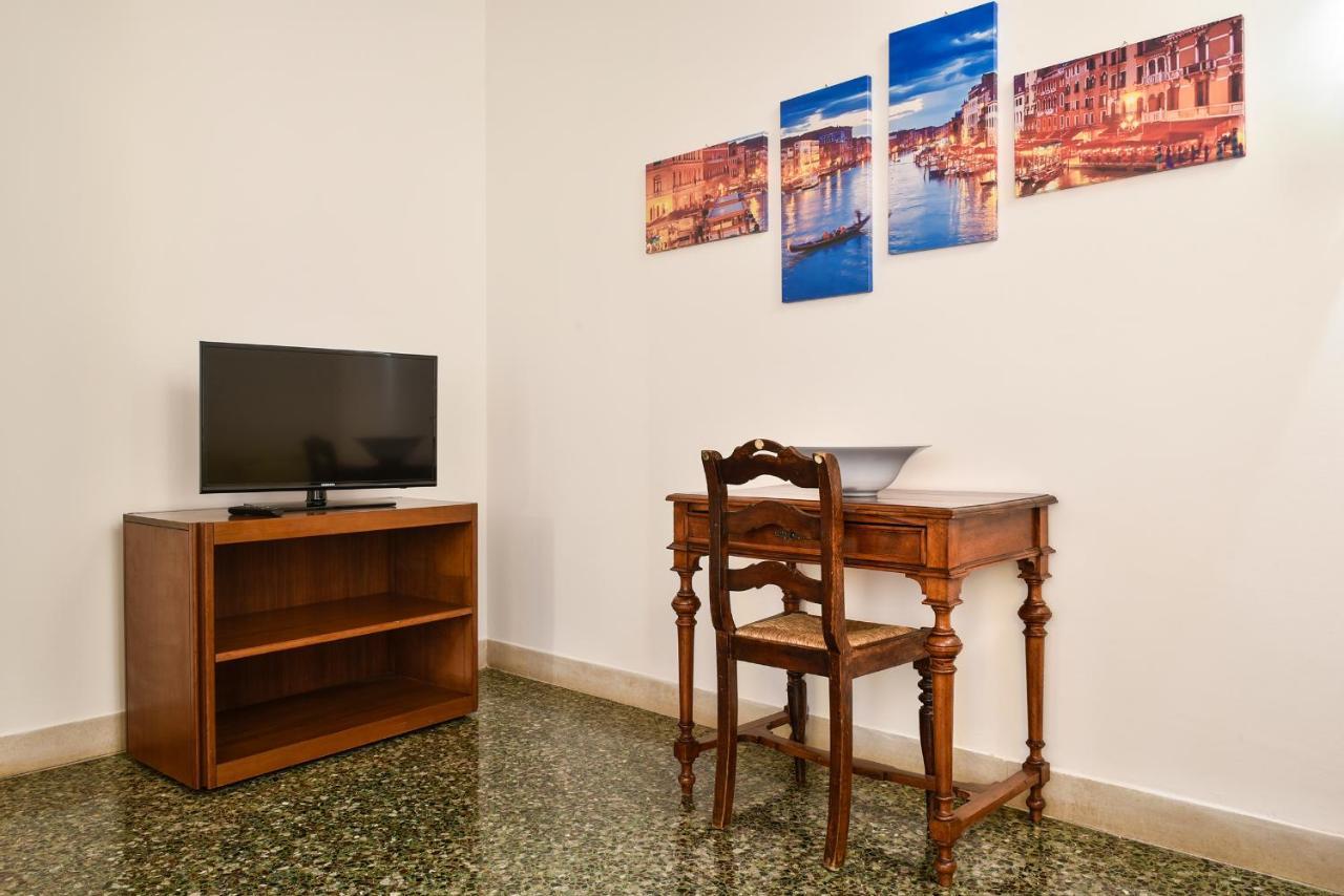 Santa Maria Formosa Apartment *