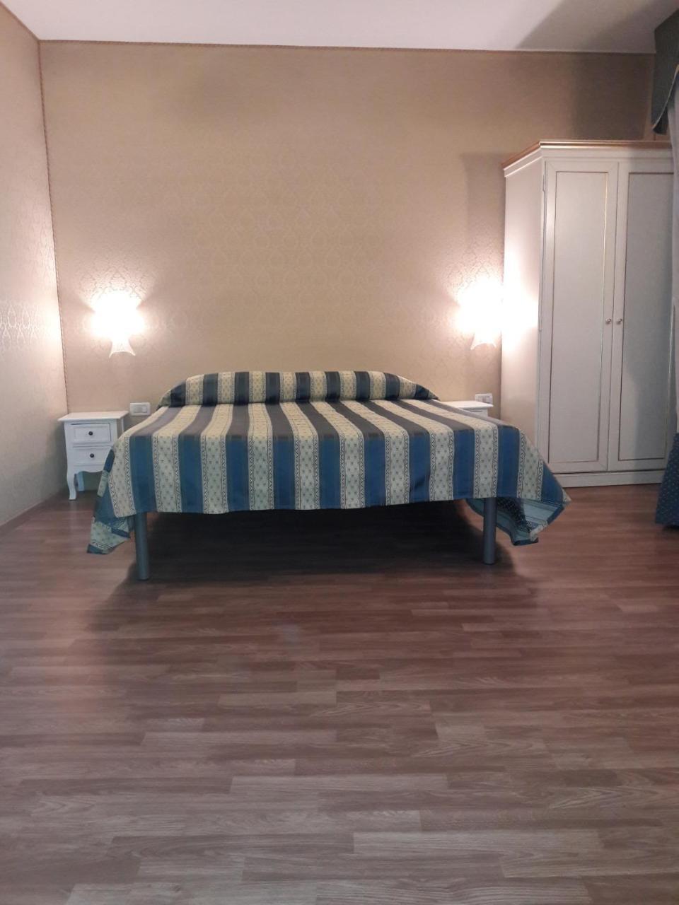 Residenza Nobile - Locazione Turistica Guest house