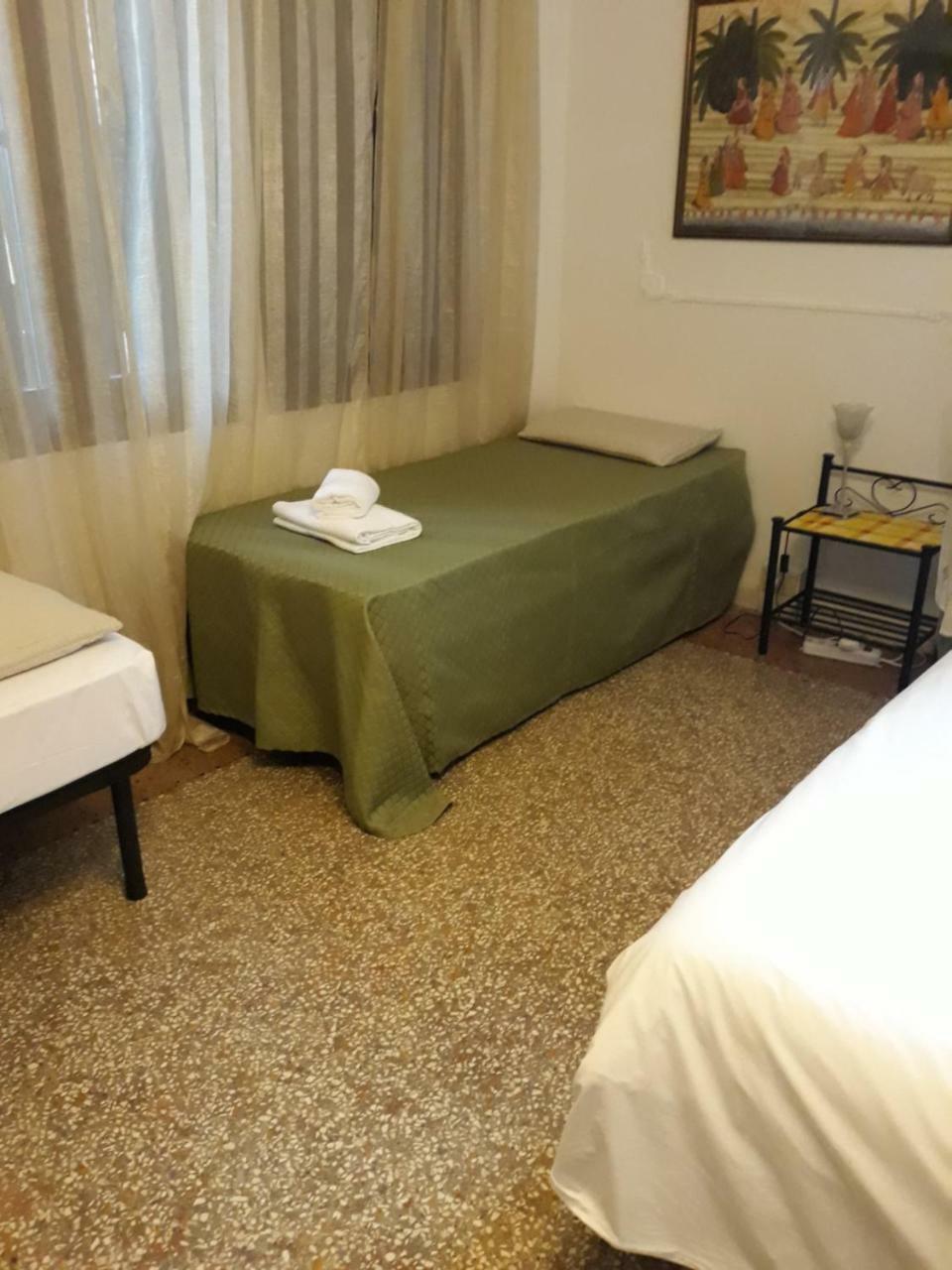 Ponte Degli Scalzi Bed & Breakfast Venice