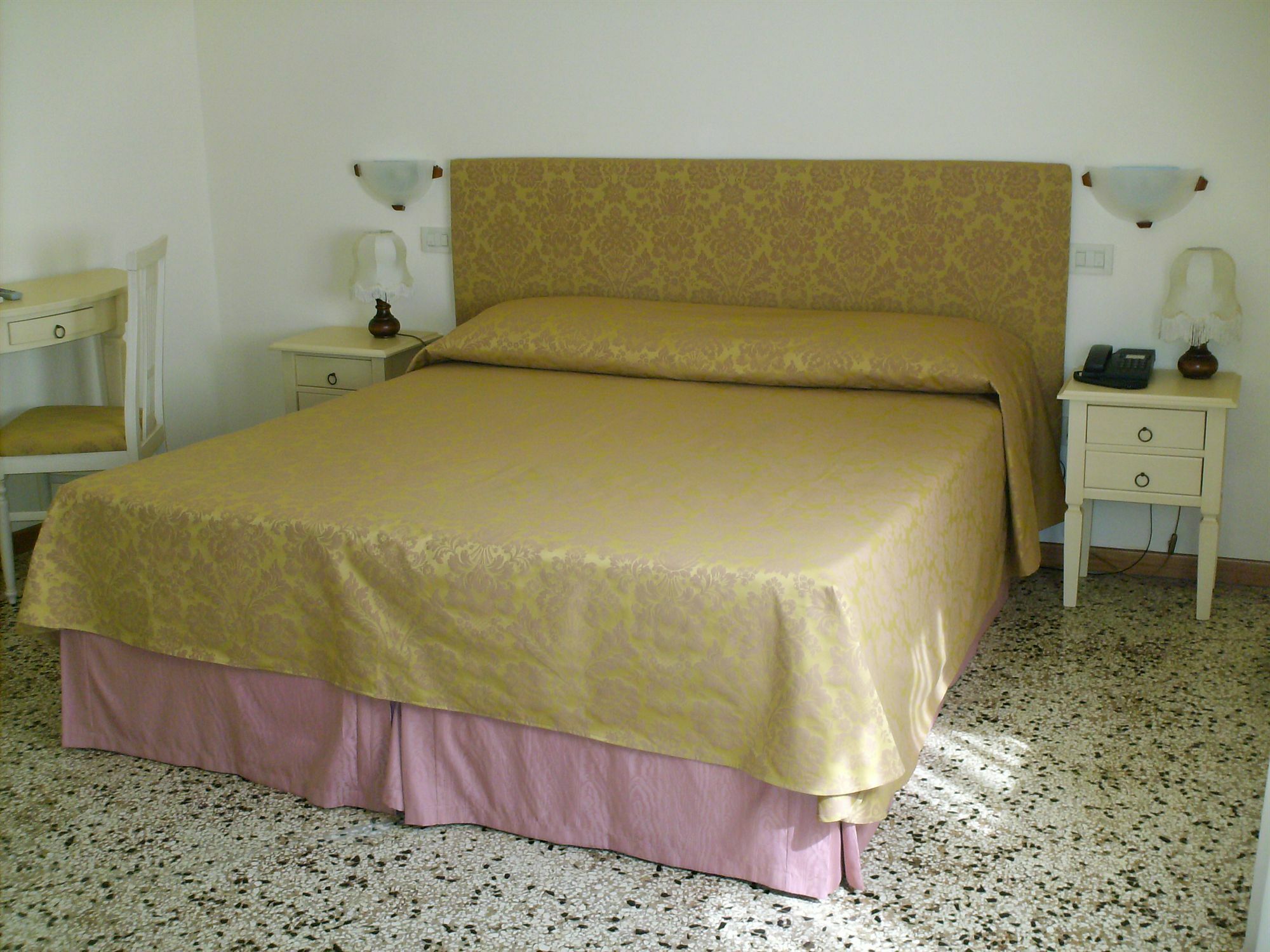 Herion Affittacamere 2*