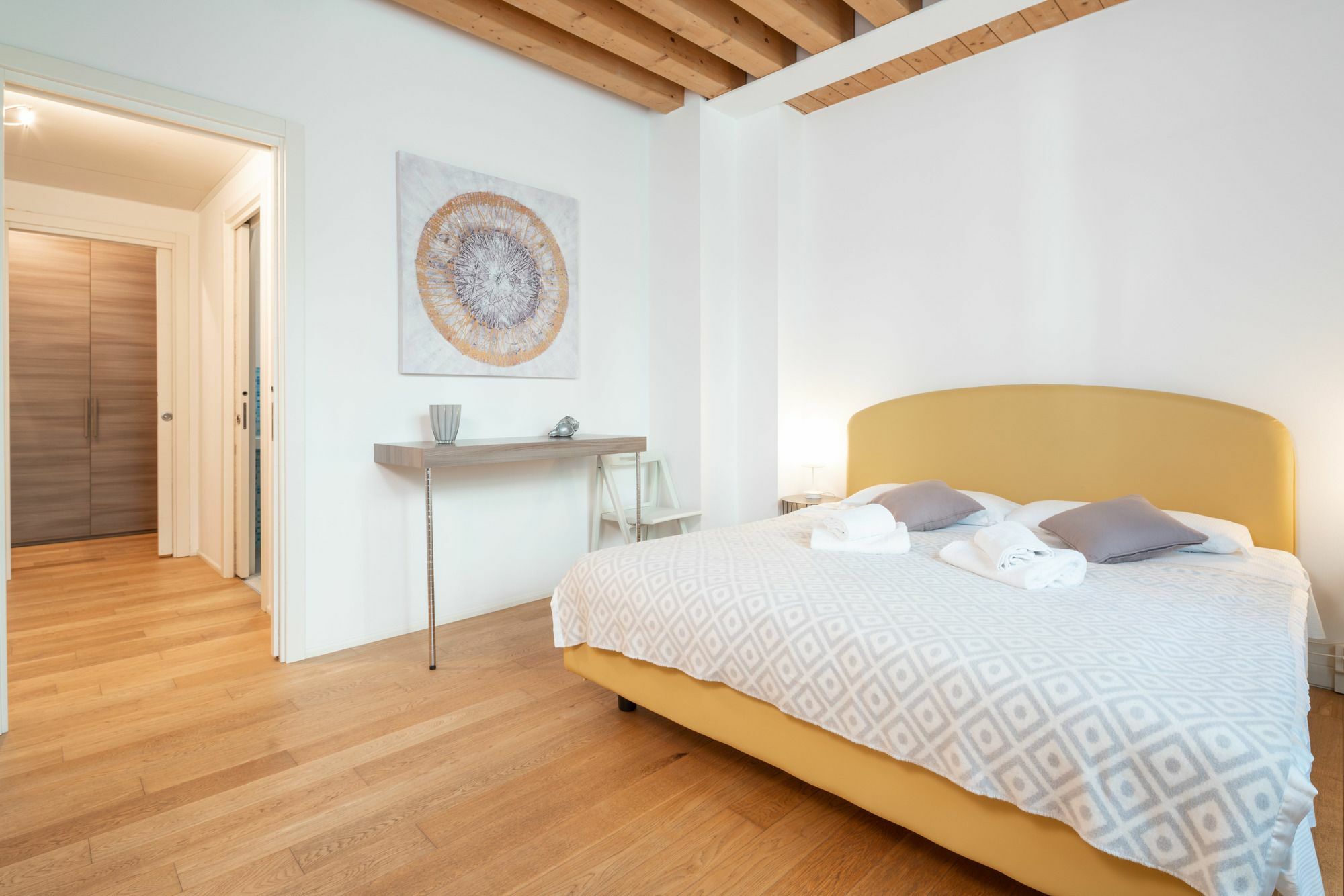 Loft 96 Apartment