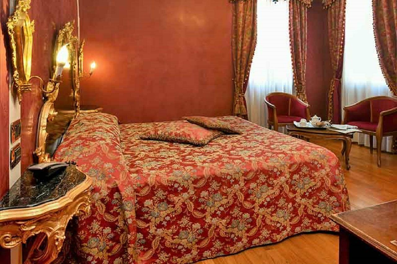 Ca' Alvise Hotel 4*