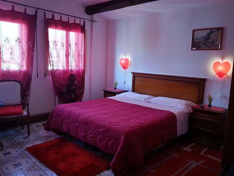 Ca' Contarini 3* Venice