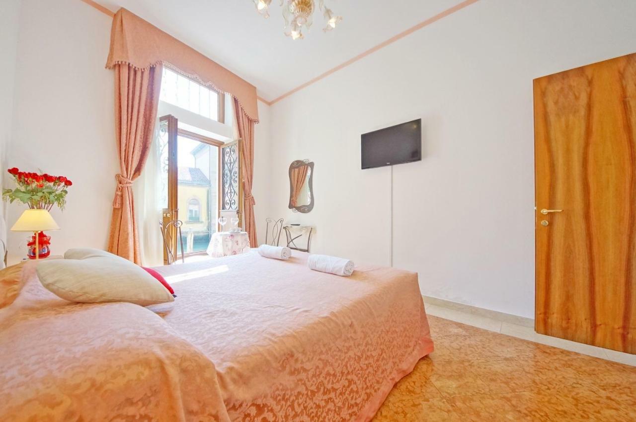Dolcevita N 315 * Veneza