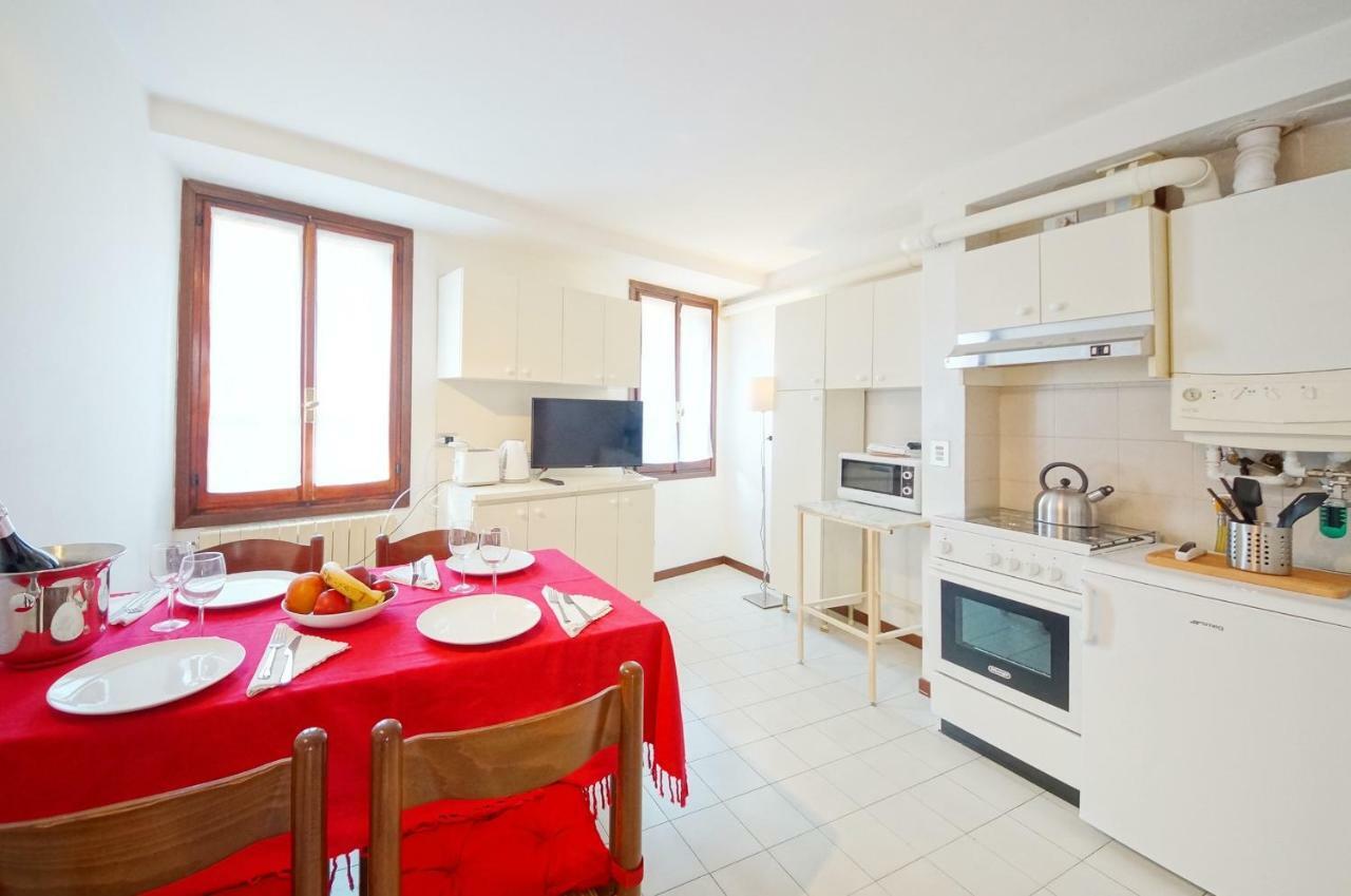 Apartment Calle Dei Fabbri *