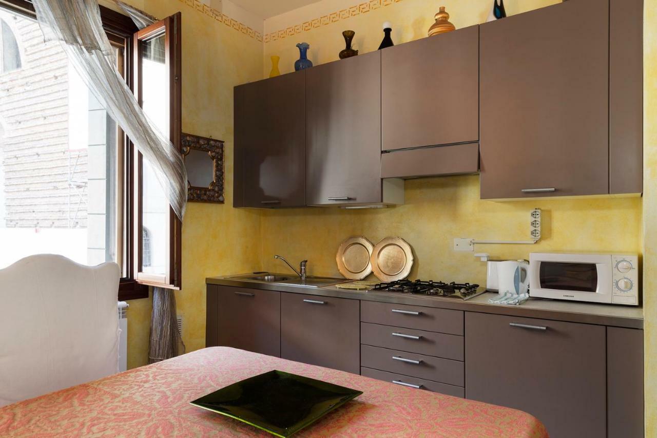 Ca' Zora - Contemporary & Barock House Apartamento *