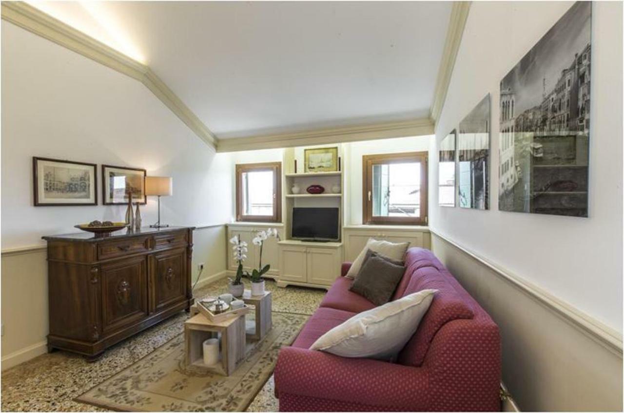 Lovely San Basilio Apartment