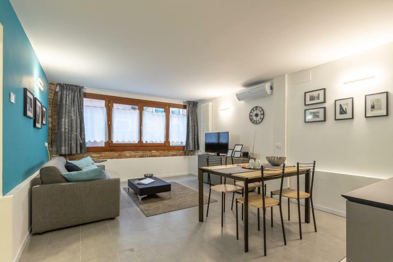 Sei A Apartment