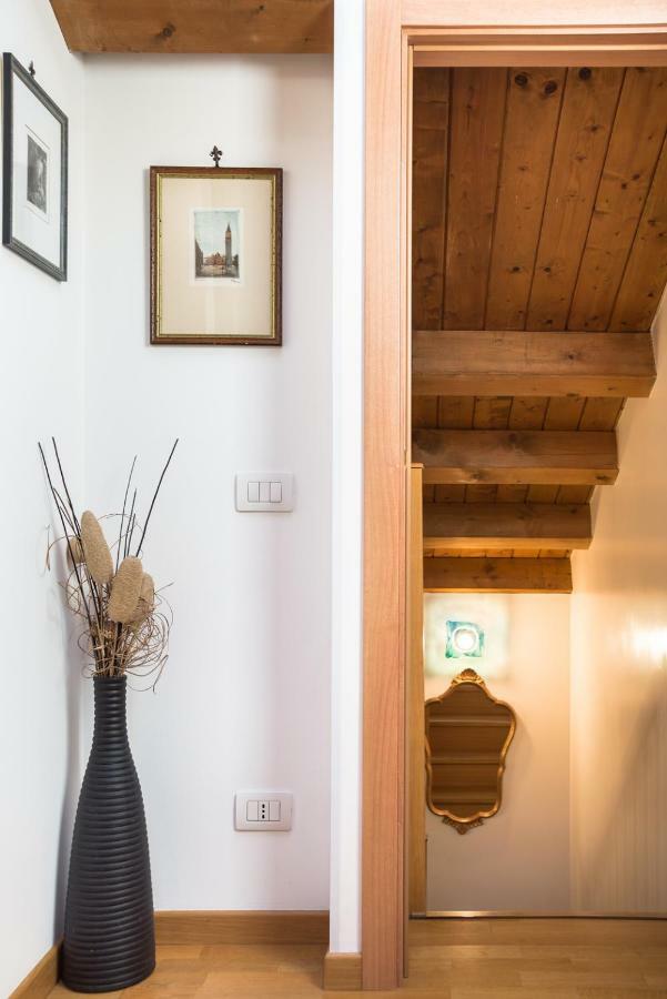 Duplex At The Entrance To 2 Bathroom And Terrace