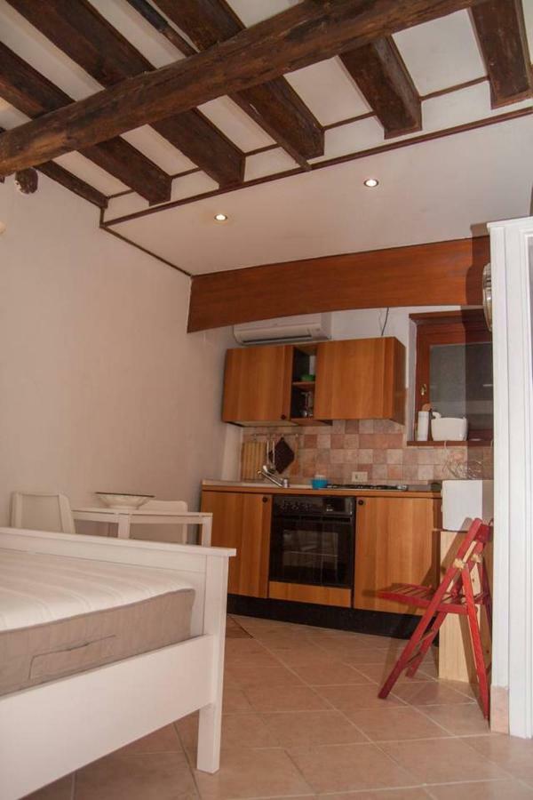 Apartment A Couple Of Steps From Rialto *
