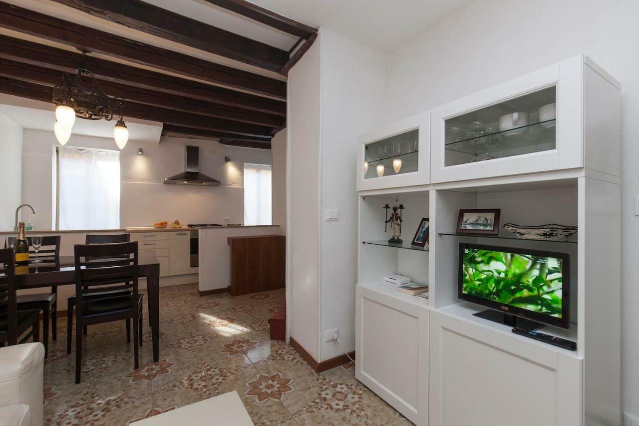 Apartment Le Ancore Few Steps From Biennale Art