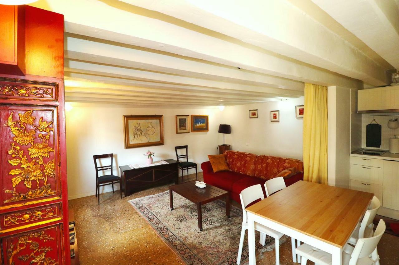 Al Mezzanino, Palazzo Torniello Apartment *
